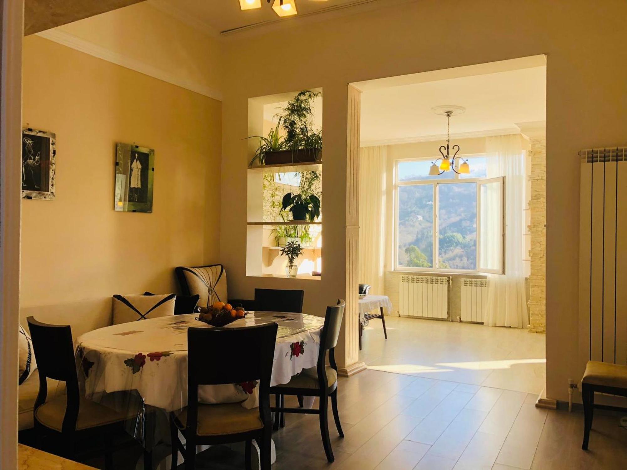 BIS-A Guesthouse Makhinjauri Eksteriør billede