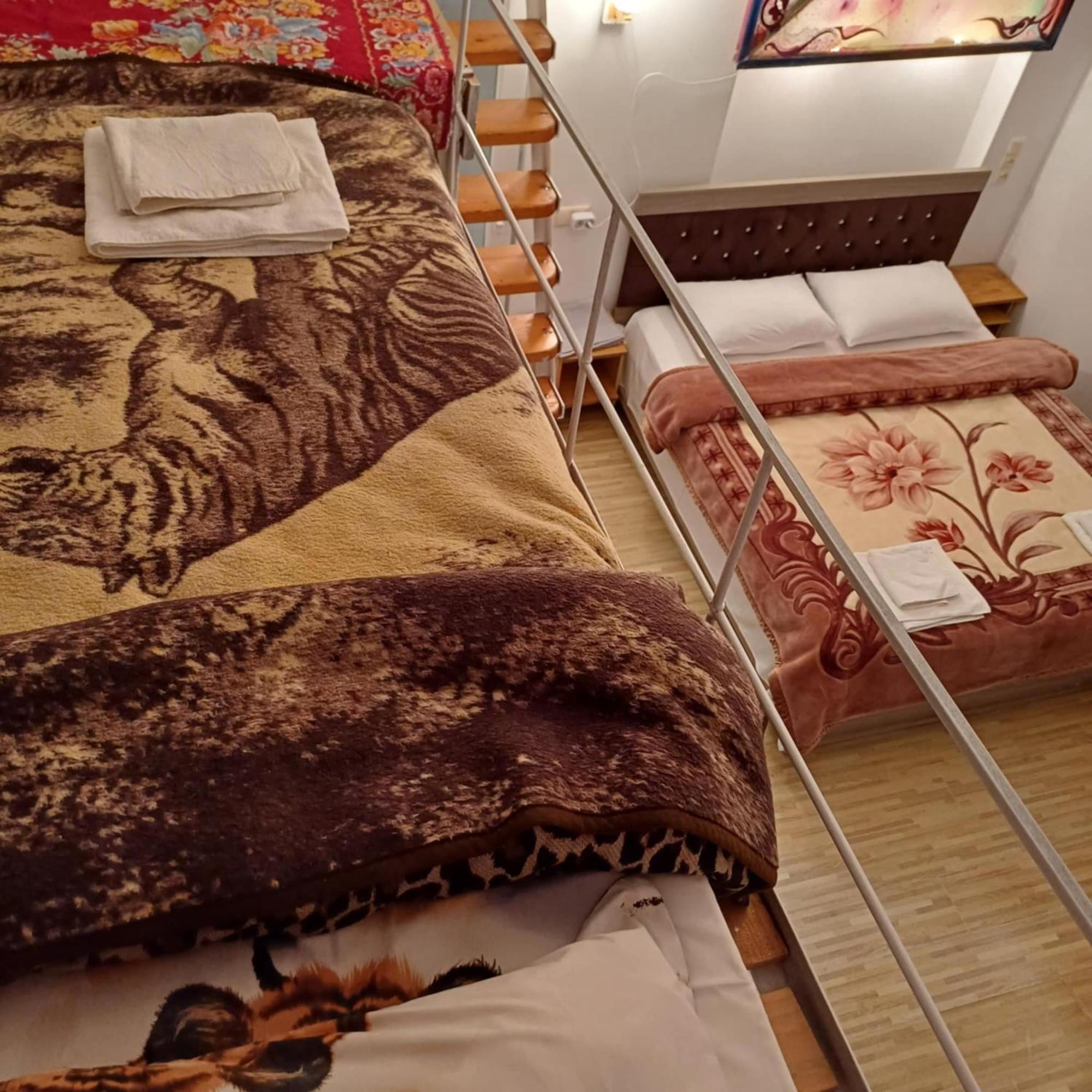 BIS-A Guesthouse Makhinjauri Eksteriør billede
